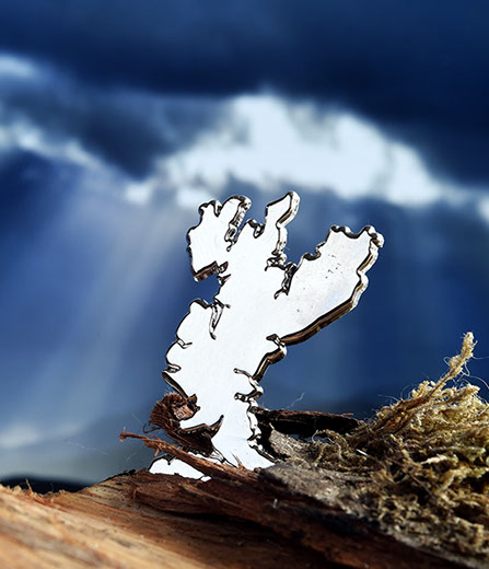 Luxury Pin Badge of the Isle of Skye by Skye Souvenirs