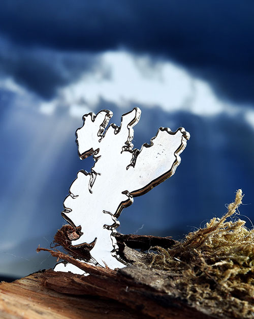 Luxury Pin Badge of the Isle of Skye by Skye Souvenirs