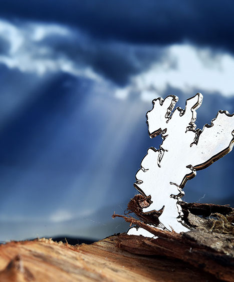 Luxury Pin Badge of the Isle of Skye by Skye Souvenirs