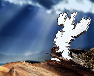 Luxury Pin Badge of the Isle of Skye by Skye Souvenirs