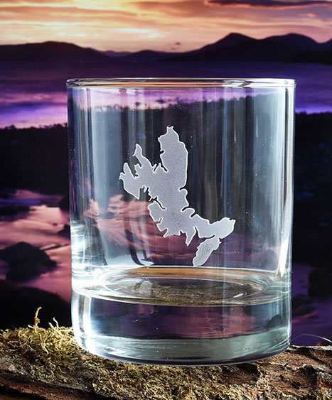 Dram Glass of the Isle of Skye by Skye Souvenirs
