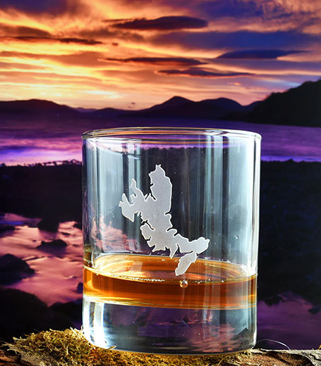 Dram Glass of the Isle of Skye by Skye Souvenirs