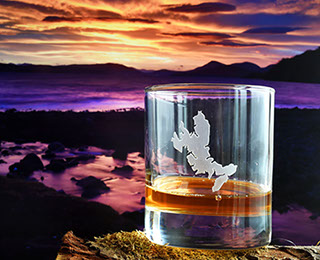 Dram Glass of the Isle of Skye by Skye Souvenirs