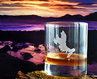 Dram Glass of the Isle of Skye by Skye Souvenirs