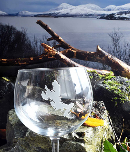 Gin Glass of the Isle of Skye by Skye Souvenirs