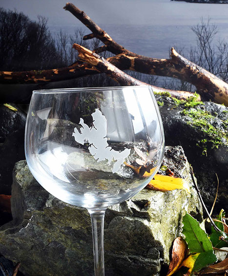 Gin Glass of the Isle of Skye by Skye Souvenirs