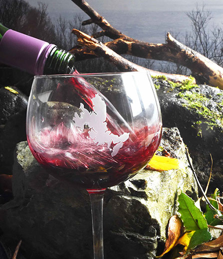Gin Glass of the Isle of Skye by Skye Souvenirs