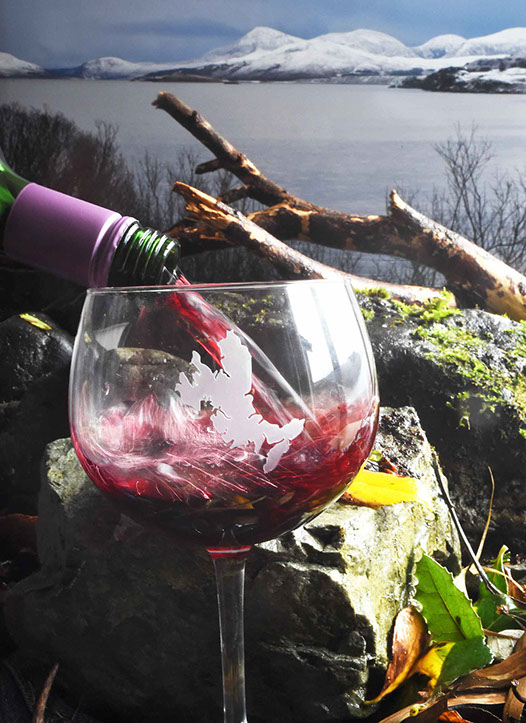 Gin Glass of the Isle of Skye by Skye Souvenirs