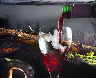 Wine Glass of the Isle of Skye by Skye Souvenirs