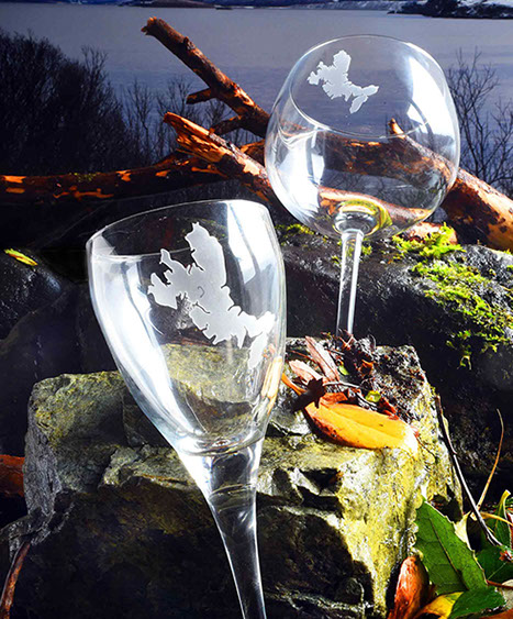 Wine Glass of the Isle of Skye by Skye Souvenirs