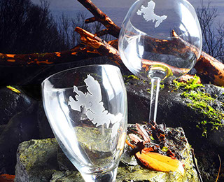 Wine Glass of the Isle of Skye by Skye Souvenirs